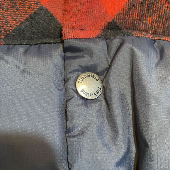 Timberland Men’s Red Buffalo Plaid Navy Blue Puffer Vest Size Medium - Picture 6 of 7